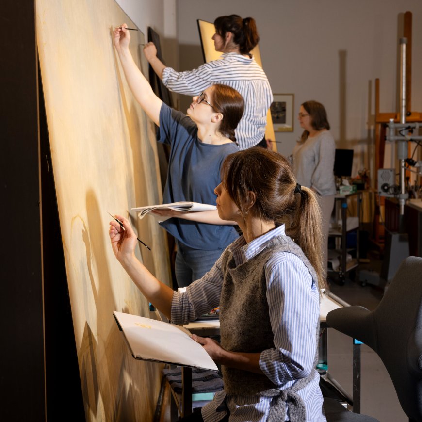 A Mural by the Painter of ‘American Gothic’ Gets New Life