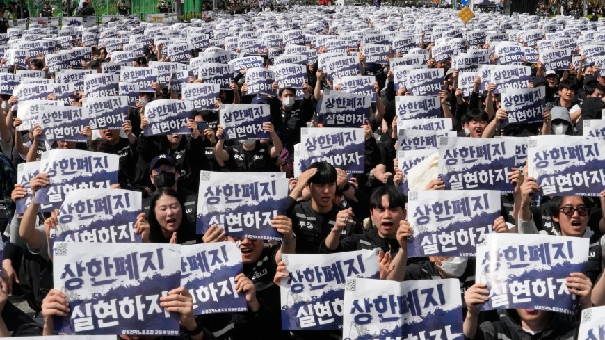 Samsung workers rally in South Korea, demanding higher pay and threatening to strike