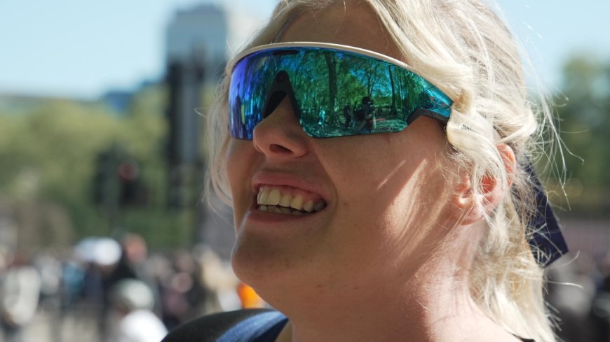 AI smart glasses will help visually impaired runners take on the London Marathon