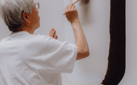 At 90, the Korean artist Lee Ufan Finds Energy in His Art