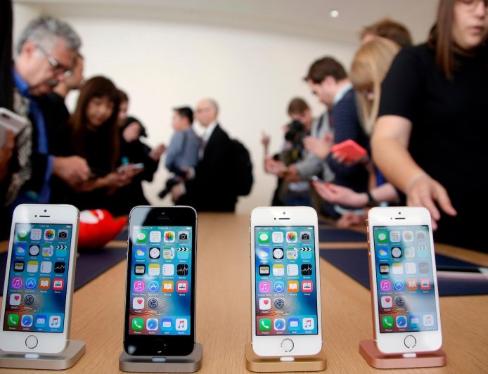 One Tech Tip: Why digital devices and online accounts need spring cleaning