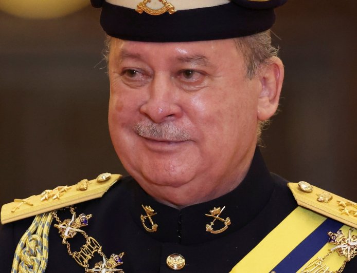 Malaysia orders TikTok to explain 'grossly offensive' fake content targeting king