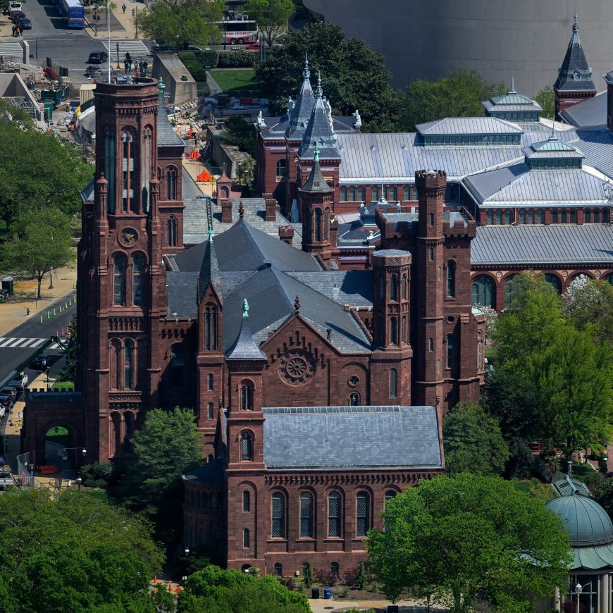 Women’s Museum Bill Sinks Amid Dispute Over Trump and Trans Issues
