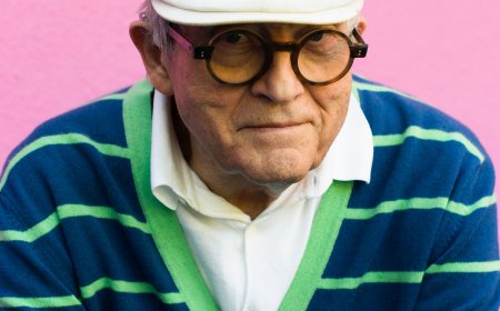 David Hockney’s Sense of Style Never Wavered