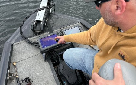 Some anglers praise forward-facing sonar, others say high-tech fishing ruins a day at the lake
