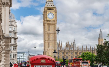The Treasure House Fair Arrives at the Right Time in London