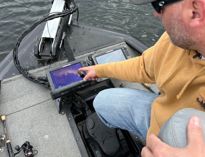Some anglers praise forward-facing sonar, others say high-tech fishing ruins a day at the lake