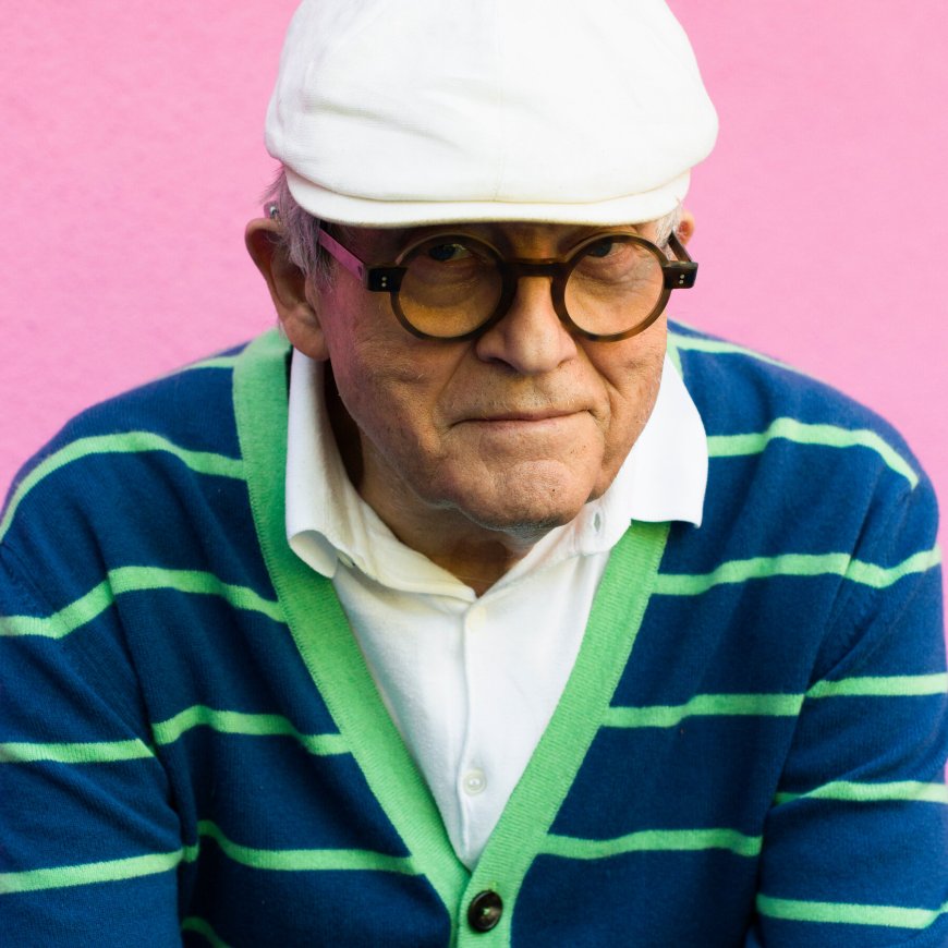 David Hockney’s Sense of Style Never Wavered