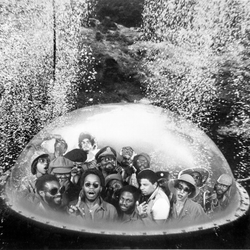 A History of American Utopia in 10 Acts