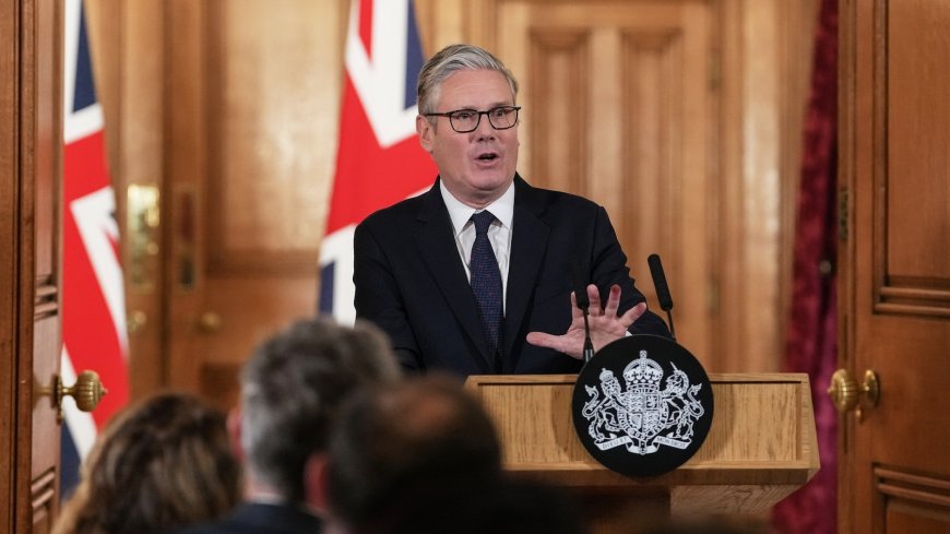 Starmer says Britain will ban under-16s from using a range of social media apps