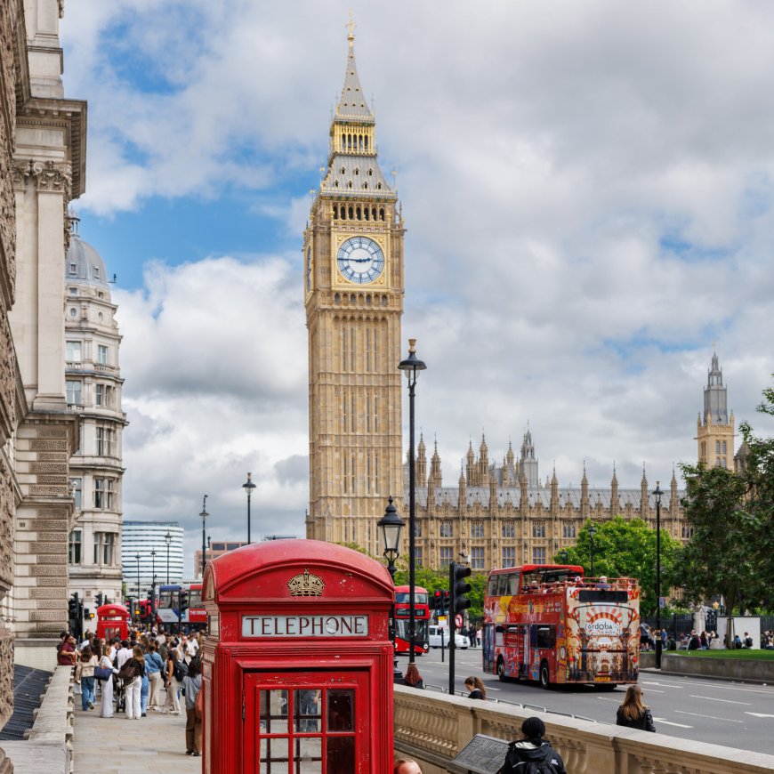 The Treasure House Fair Arrives at the Right Time in London