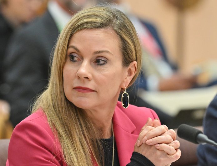 Australian prime minister condemns delay of changes to child social media ban