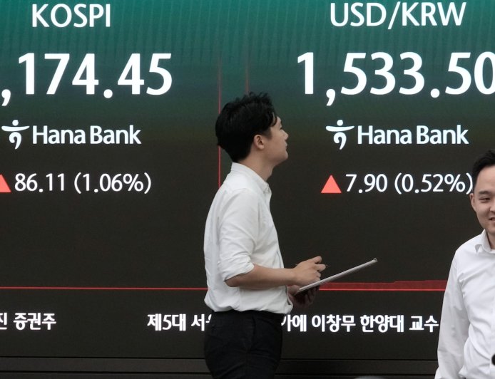 SK Hynix hits the U.S. stock market as demand for memory chips soars amid AI frenzy