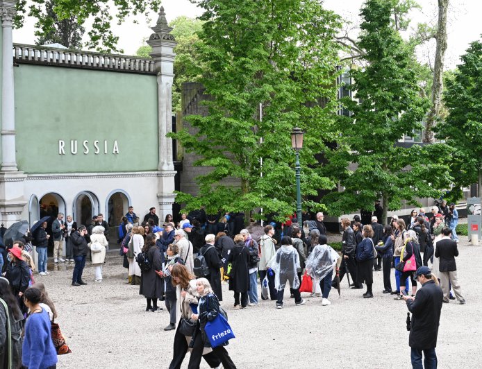 Europe Cancels Venice Biennale Funding Over Russia’s Return