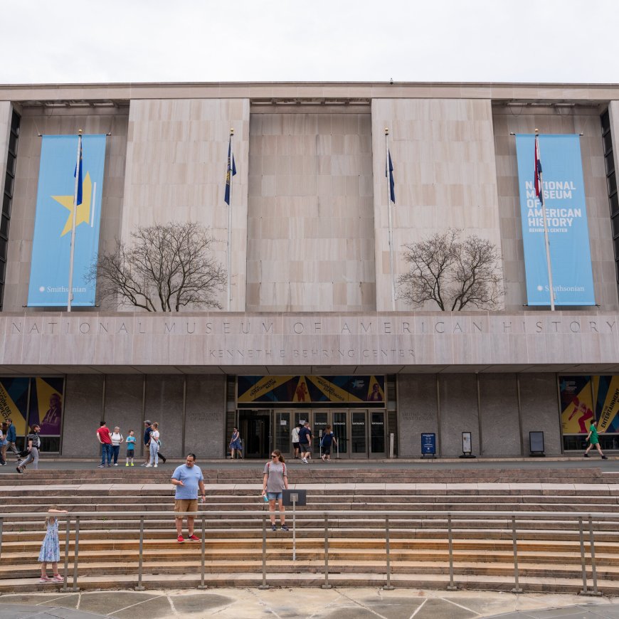 Historians Reject Trump Administration’s Criticism of Smithsonian Museum