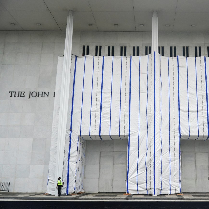 Whistle-Blowers Accuse Kennedy Center of Contracting Flaws Under Trump