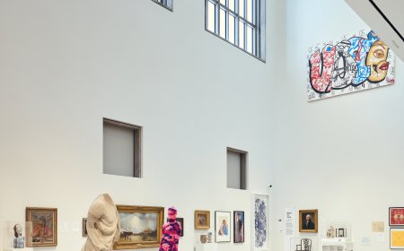 Yes, the Show Has Drawn Raves. But Some of the Objects Are Not Real.
