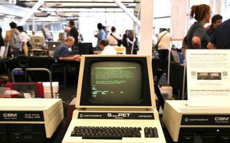 As AI grips world, the thrill of collecting vintage computers is growing