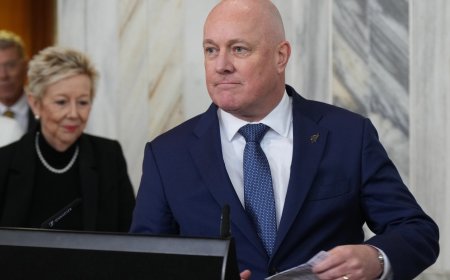 New Zealand's prime minister proposes banning children from using social media