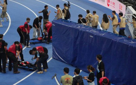 A Chinese humanoid robot sets a new 100-meter sprint record at Beijing Games