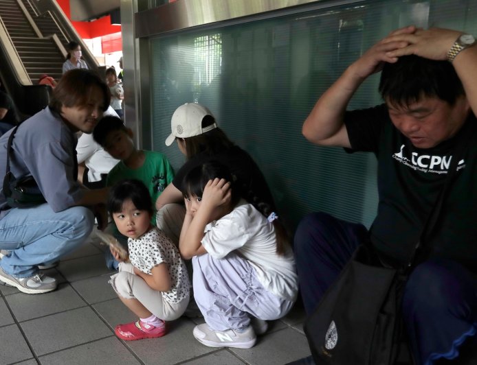Taiwan briefly slows its mobile internet to text-only speed as part of defense drill