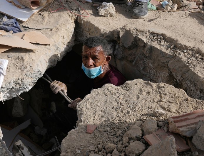 Colombia’s earthquake is déjà vu for Venezuelans. The government response is anything but