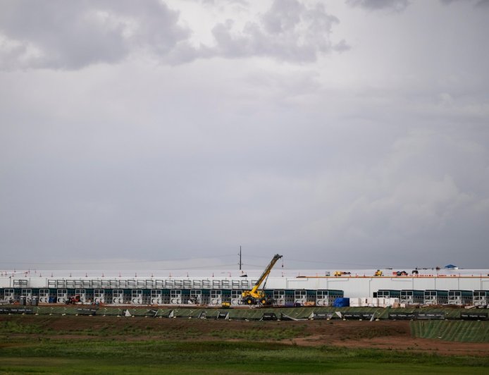 Here's all the ways that data center controversies have transformed the midterm elections