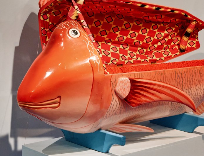 6 Feet Under in Art Coffins That Are Over the Top